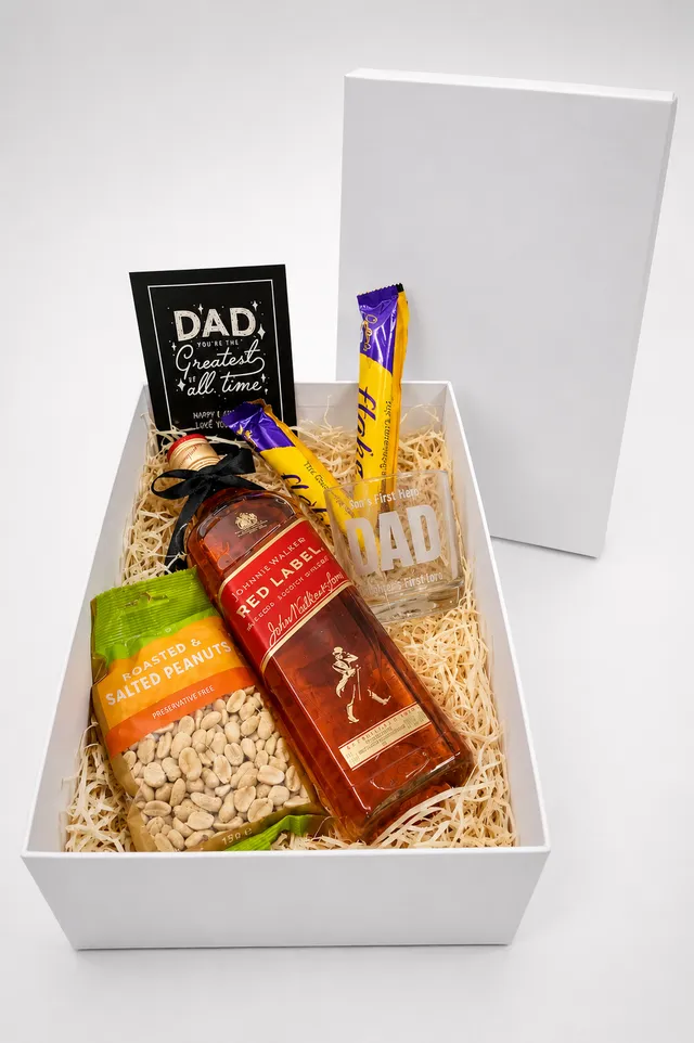 Crimson & Crunch Hamper